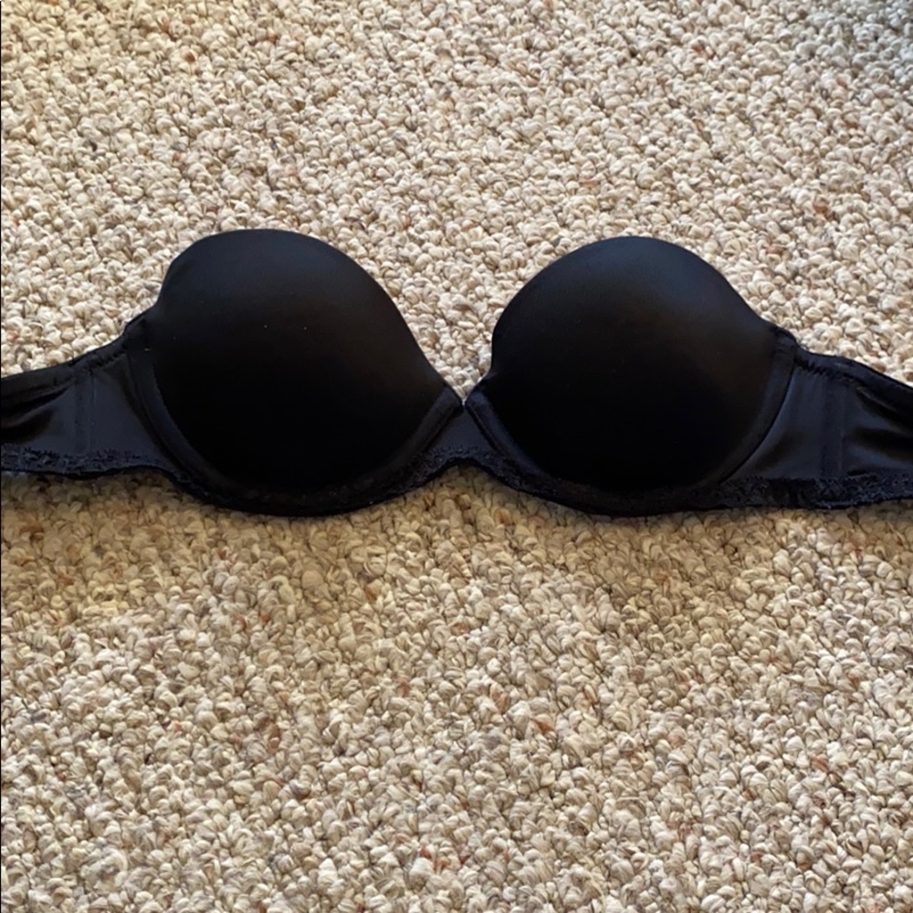 Strap less bra